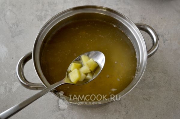 Сырный суп с крапивой